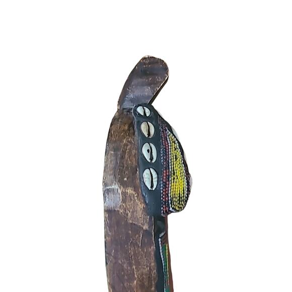 Vtg AFRICAN TRIBAL MASK Hand Carved Wooden Spirit Figure with Cowry Beads - Picture 4 of 9